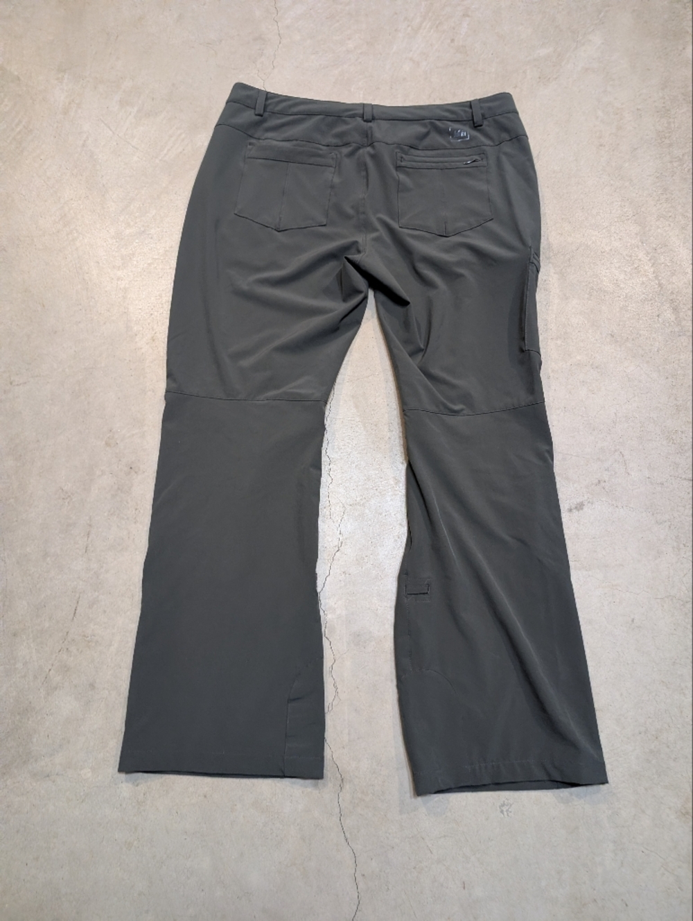 REI Women's 14 Petite Hiking Pants in Gray Roll Up Leg Outdoor - Picture 4 of 6
